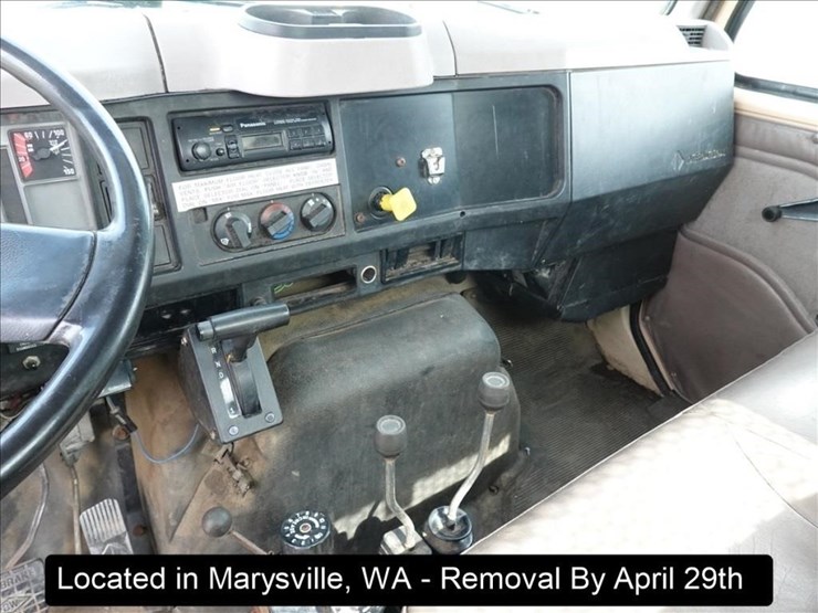 1999-international-4700-image-11