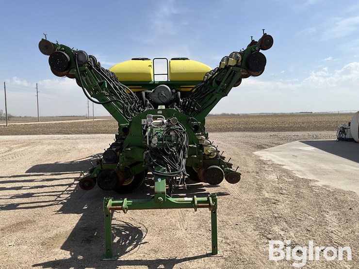 john-deere-1790-image-2