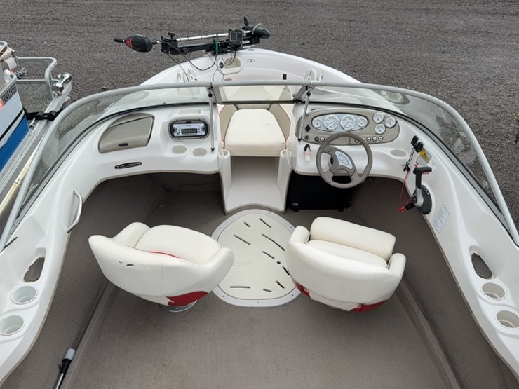 #4008-•-2006-tahoe-22'-runabout-boat-image-10