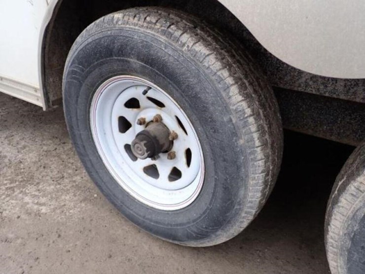 2011-car-mate-trailers-24-ft-t/a-enclosed-trailer-image-17