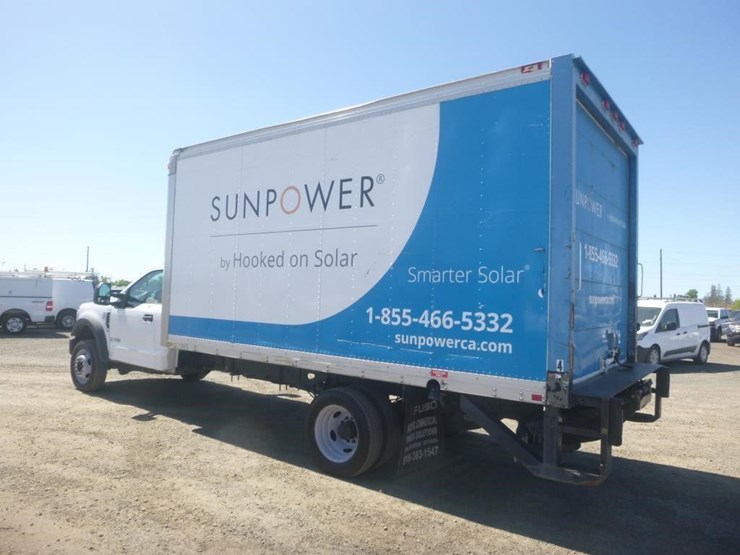 2021-ford-f550-image-4