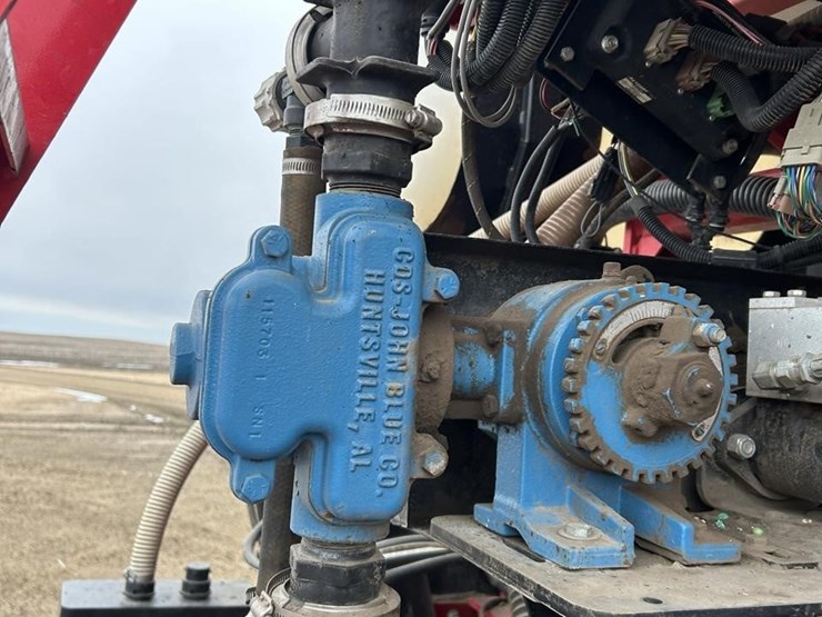 2014-white-9824-image-45