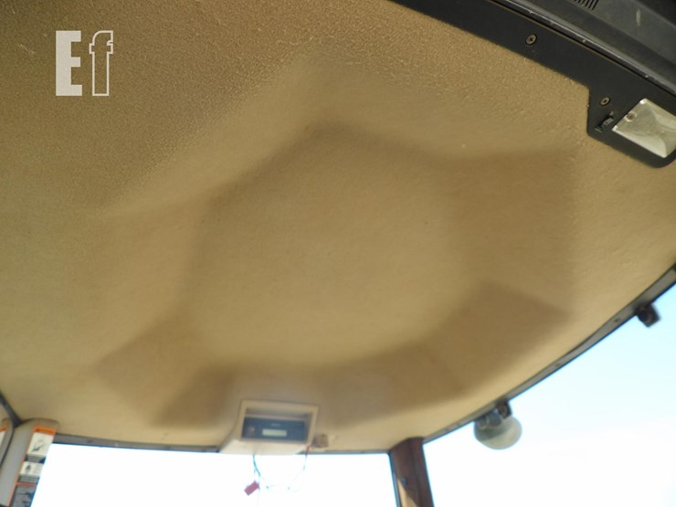 john-deere-8220-image-23