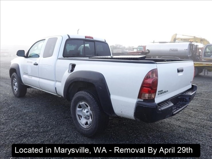 2014-toyota-tacoma-image-10