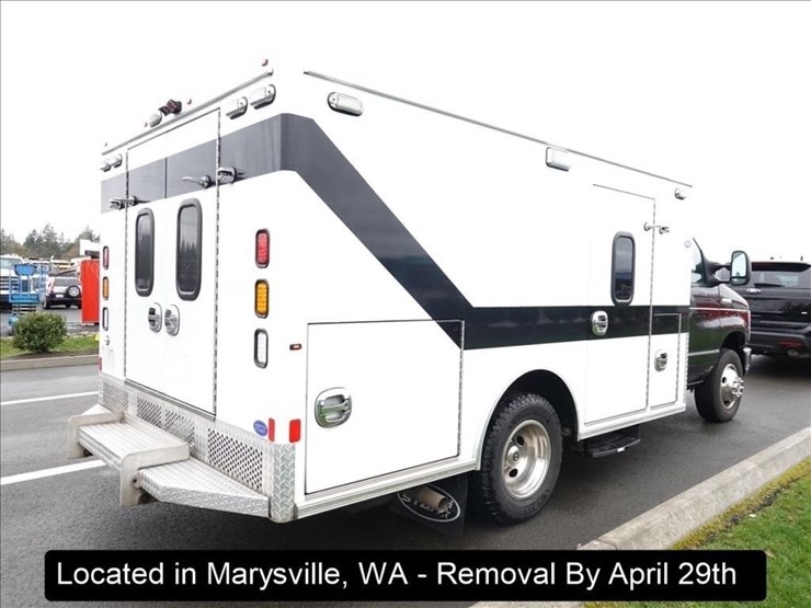 2015-ford-e350-image-9