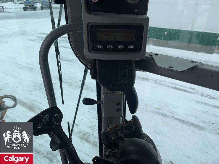 2011-caterpillar-140m-image-18