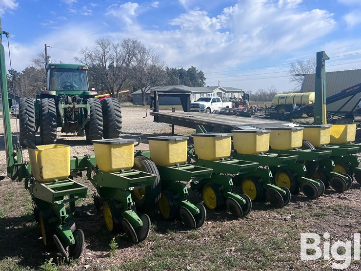 john-deere-7100-image-7