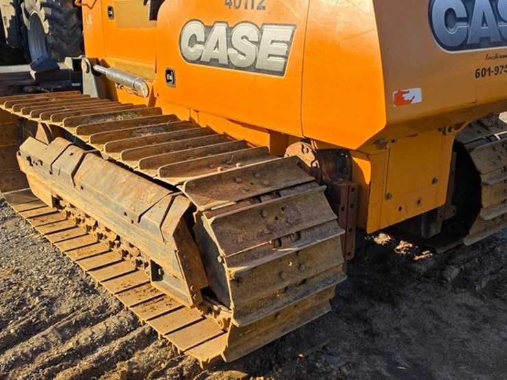 2013-case-850m-image-22