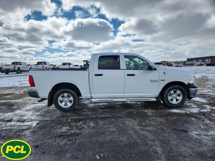 2017-dodge-1500-image-9