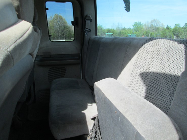 2001-ford-f250-image-25