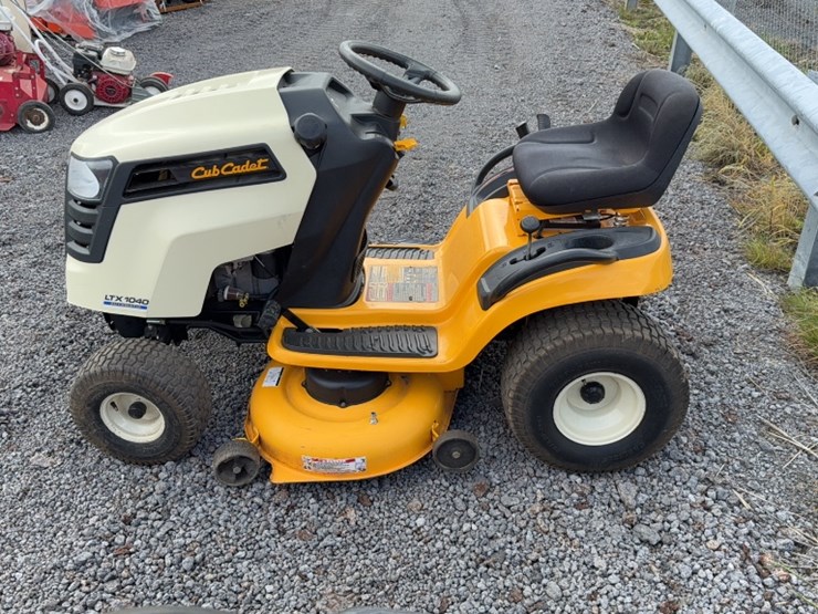 2012-cub-cadet-ltx1040-image-7