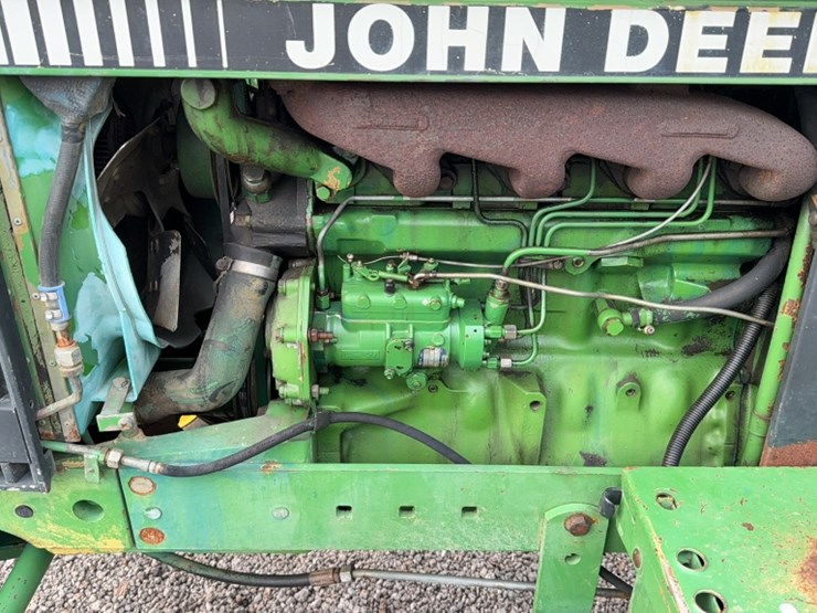 john-deere-2355-image-17