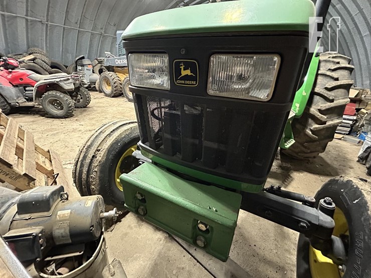 2001-john-deere-5320-image-9