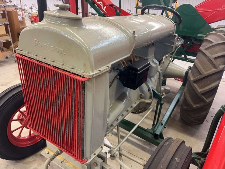 1927-fordson-with-continental-corn-picker-image-12