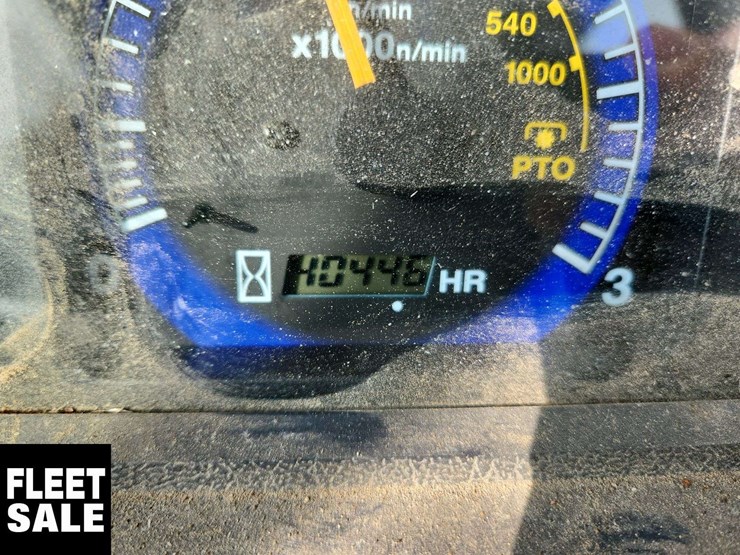 2005-kubota-m105x-image-6