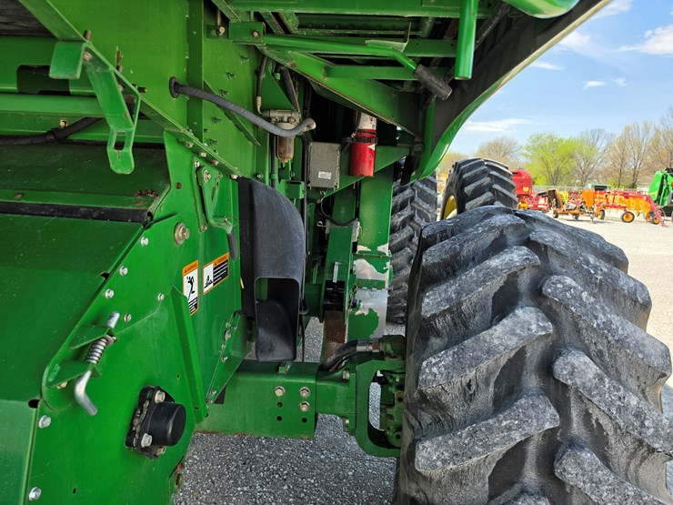 2005-john-deere-9860-sts-image-22