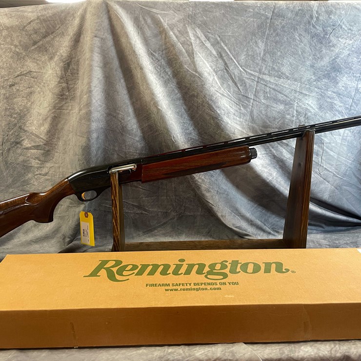 #10118 • Remington 11-87 Premier, 12 Ga. Semi-Auto Shotgun, SN: PC763560
