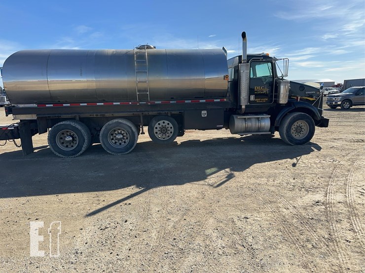 1999-kenworth-t800-image-6