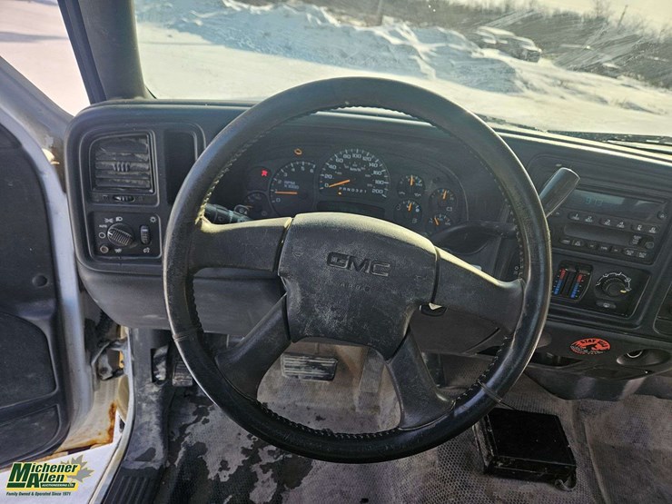 2006-gmc-sierra-2500hd-image-19