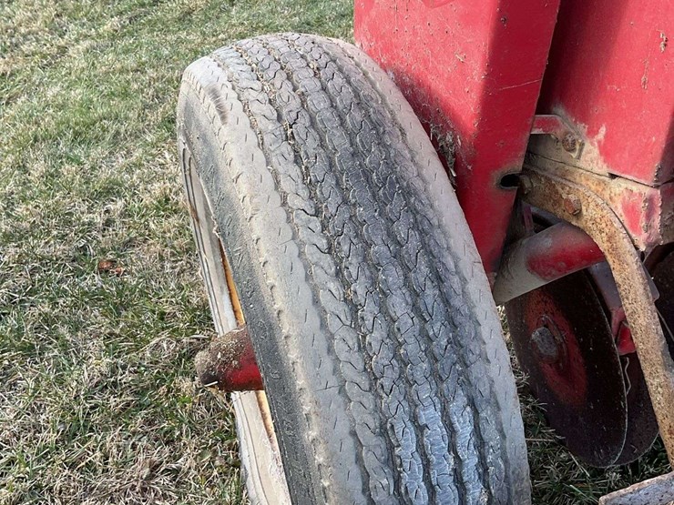 massey-ferguson-33-image-16