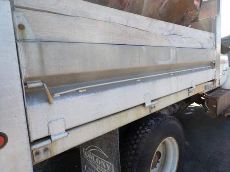 2016-ford-f750-image-43