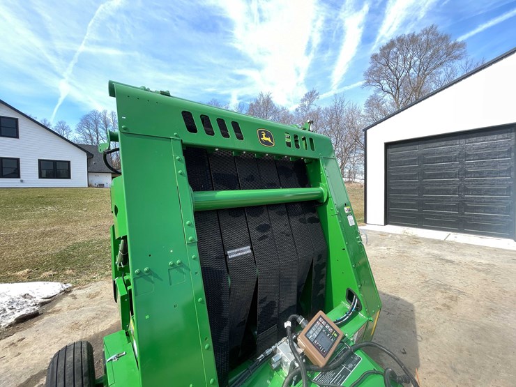 #142-•-john-deere-round-baler-(stoughton,-wi)-image-27