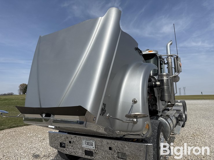 2013-international-9900-image-13