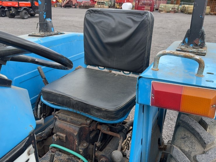 #3065-•-ranch-master-254-tractor-image-16