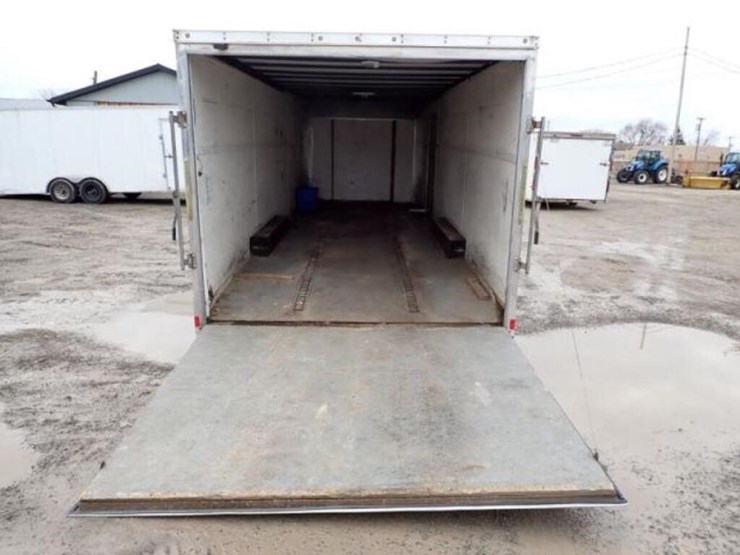 2016-discovery-24-ft-t/a-enclosed-trailer-1d9r1202-image-19