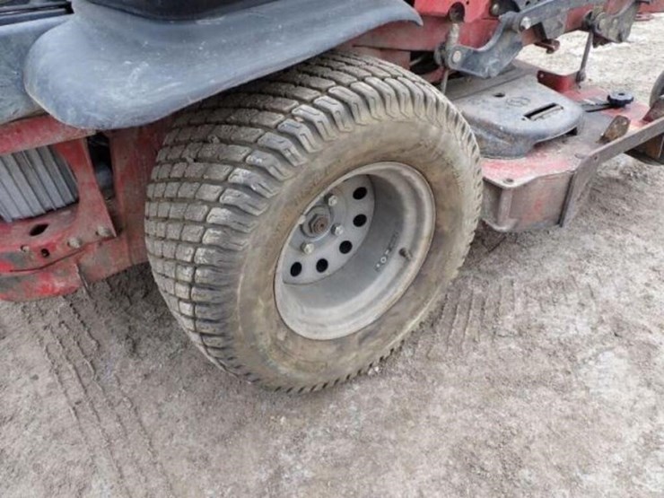 2024-toro-z-master-6000-series-zero-turn-mower-729-image-21