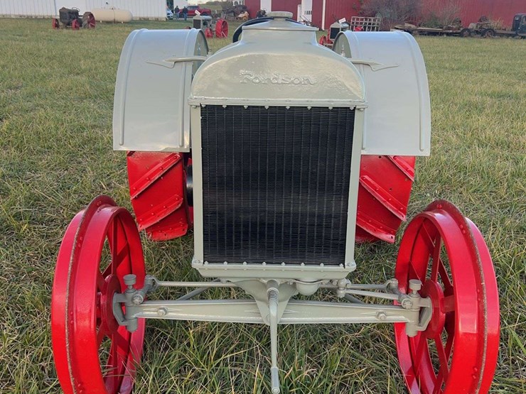 1926-fordson-tractor-image-8