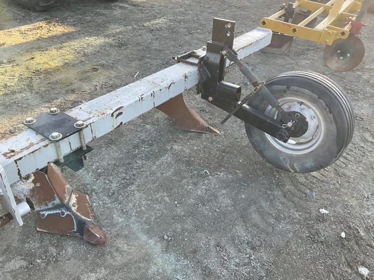 wilcox-"style"-3-pt-3-row-60"-furrow-bar-image-10