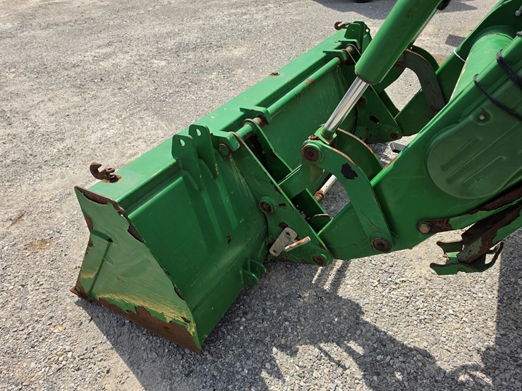 2014-john-deere-7210r-image-25