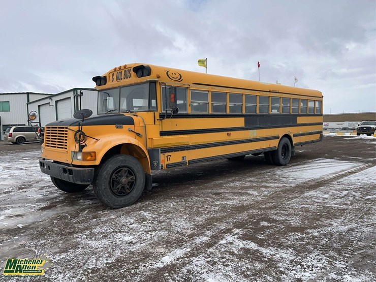 1997-international-3800-image-1