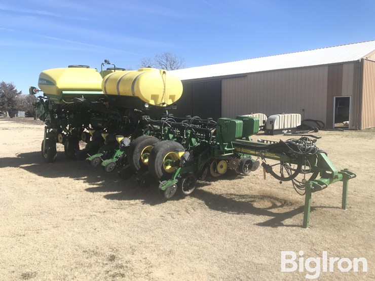 2012-john-deere-1770nt-ccs-image-3
