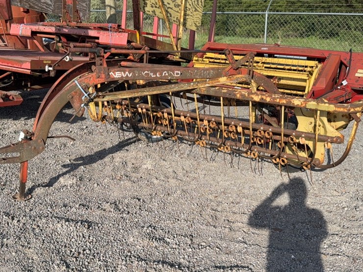 new-holland-256-image-1