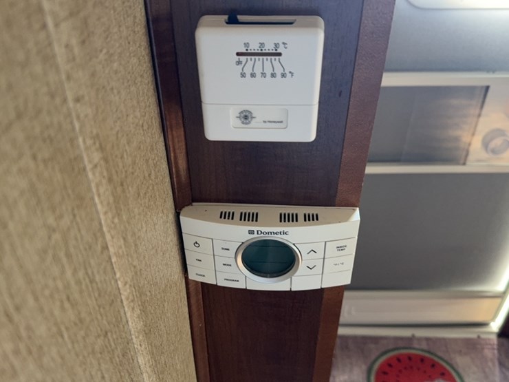 #3003-•-2014-big-horn-39'-5th-wheel-camper-image-35