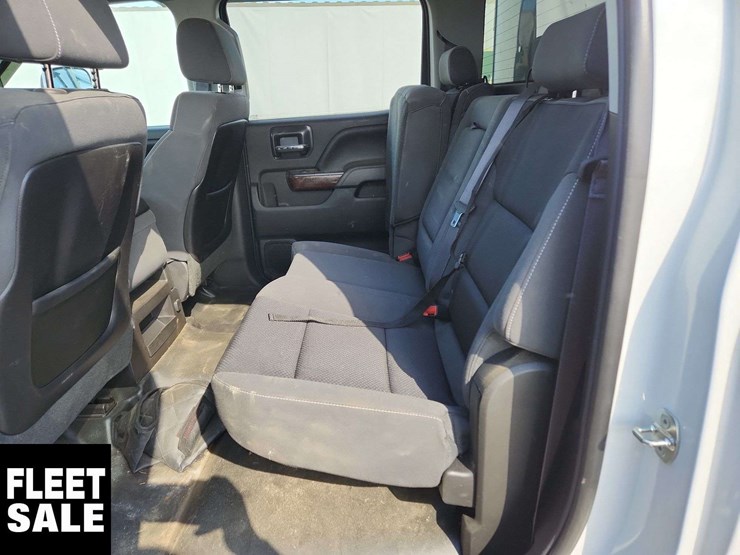 2015-gmc-sierra-2500hd-image-16