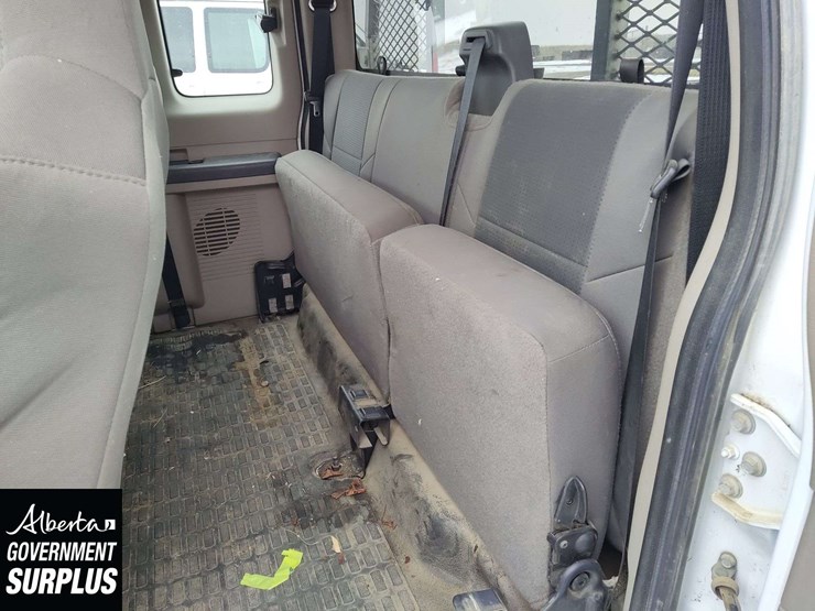 2009-ford-f250-image-16