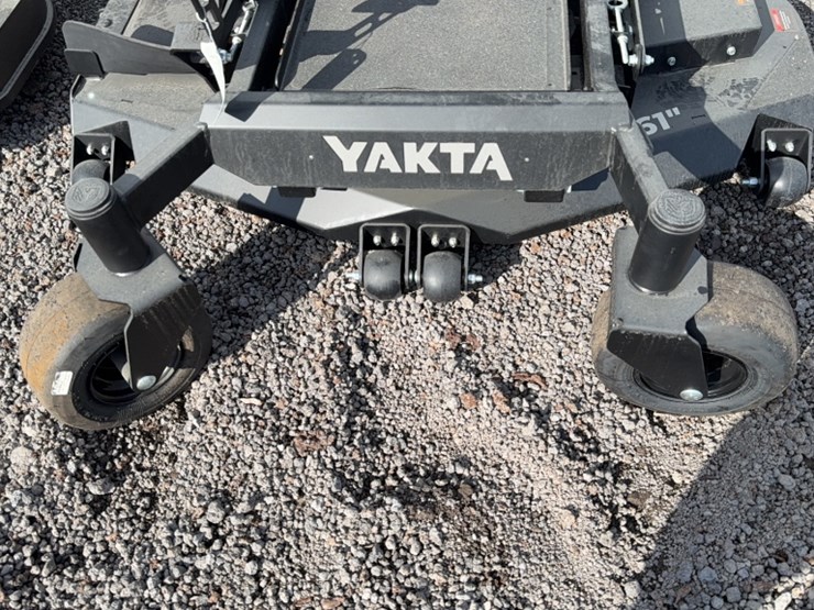 #4072-•-yakta-yxr-320-zero-turn-mower-image-4