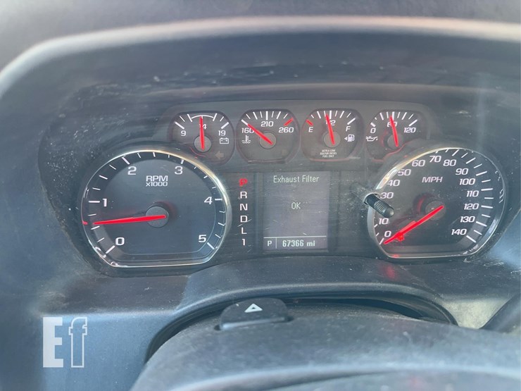 2019-chevrolet-3500-image-10