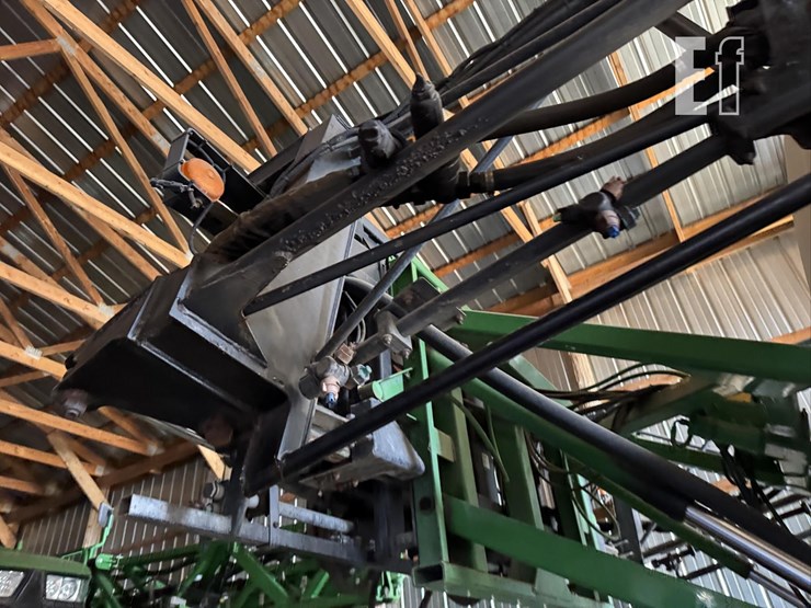 2005-john-deere-4720-image-75