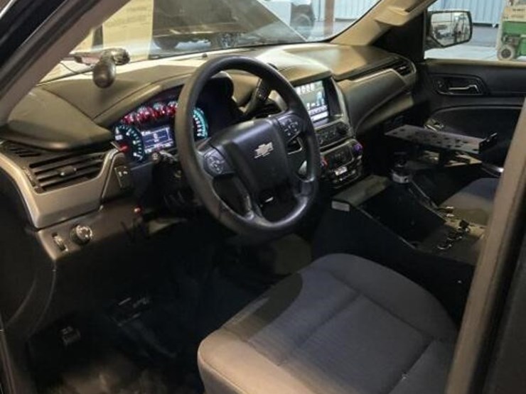 2019-chevrolet-tahoe-image-22