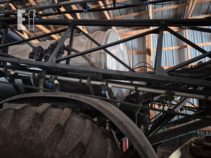 2008-redball-7830-image-3