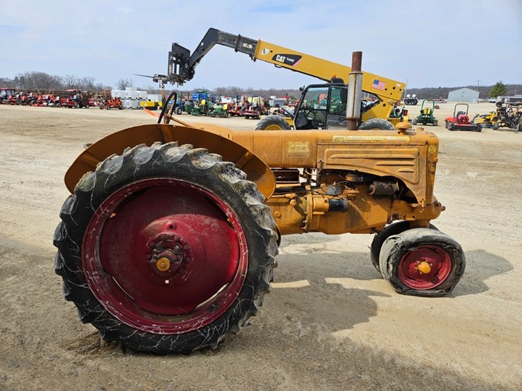 minneapolis-moline-z-image-6