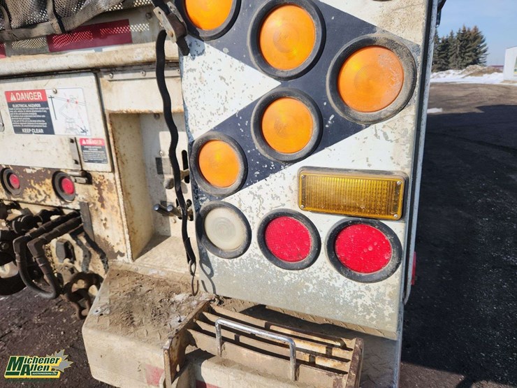 2006-international-durastar-4300-image-69