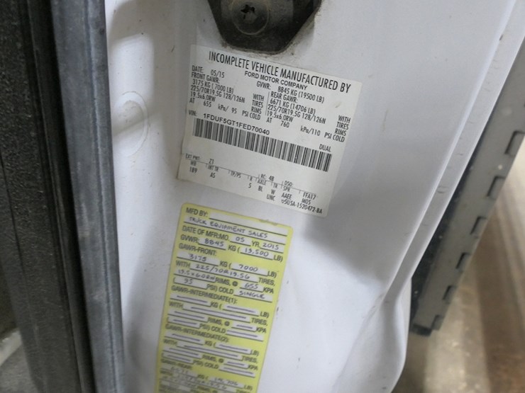 2015-ford-f550-image-2