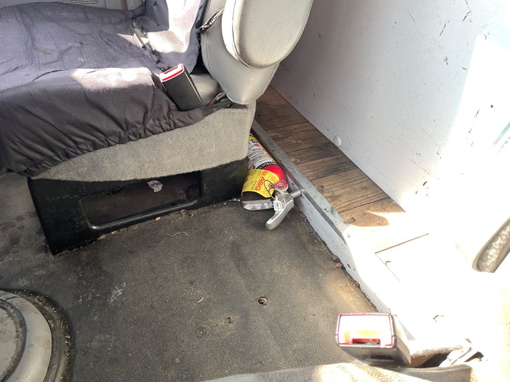 2014-ford-e350-image-19