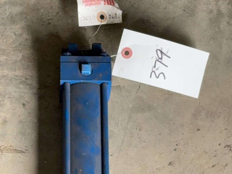 air-bottle,-hydraulic-cylinder,-hook-image-4