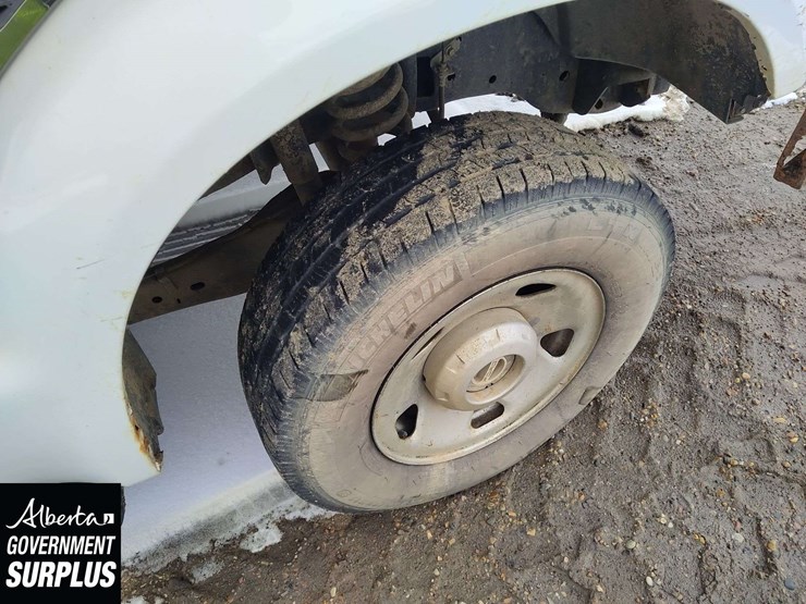 2009-ford-f250-image-27